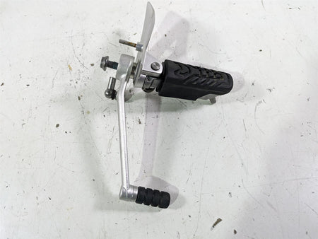 2022 BMW R1250 RT K052 Left Front Footpeg Foot Peg & Shifter Set 46718560382 {{ shop.shopifyCountryName }} - Mototech271