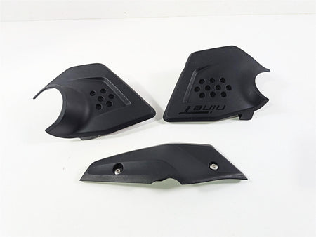 2023 BMW R nineT Scrambler K23 Between Leg Infill Fairing Set 46639444065 {{ shop.shopifyCountryName }} - Mototech271
