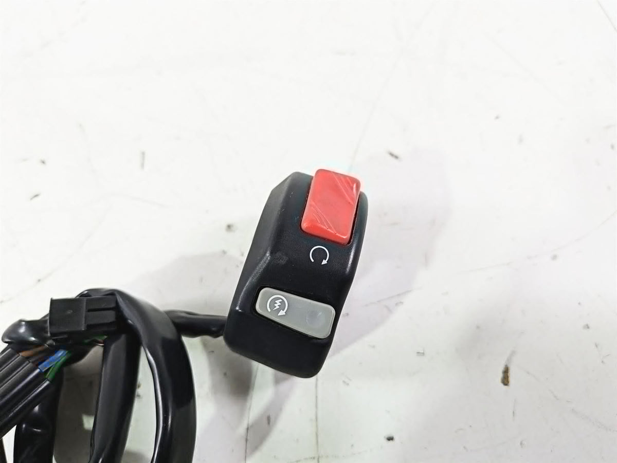 2005 Kawasaki ZX12R Ninja Right Hand Start Stop Control Switch 46091-1809 {{ shop.shopifyCountryName }} - Mototech271