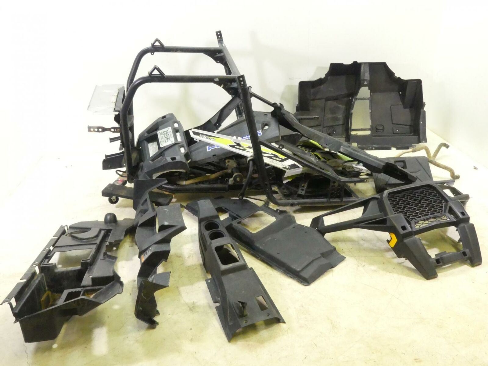 2017 Polaris RZR 1000 XP EPS Straight Main Frame Chassis Slvg 1021247