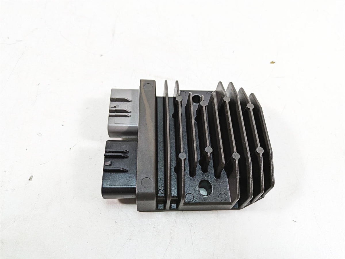 2016 Ducati Panigale 1299 S Rectifier Voltage Regulator 54040301B FH020AA {{ shop.shopifyCountryName }} - Mototech271