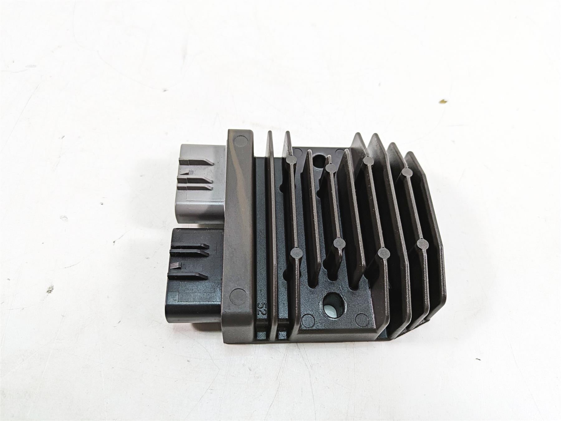 2016 Ducati Panigale 1299 S Rectifier Voltage Regulator 54040301B FH020AA {{ shop.shopifyCountryName }} - Mototech271