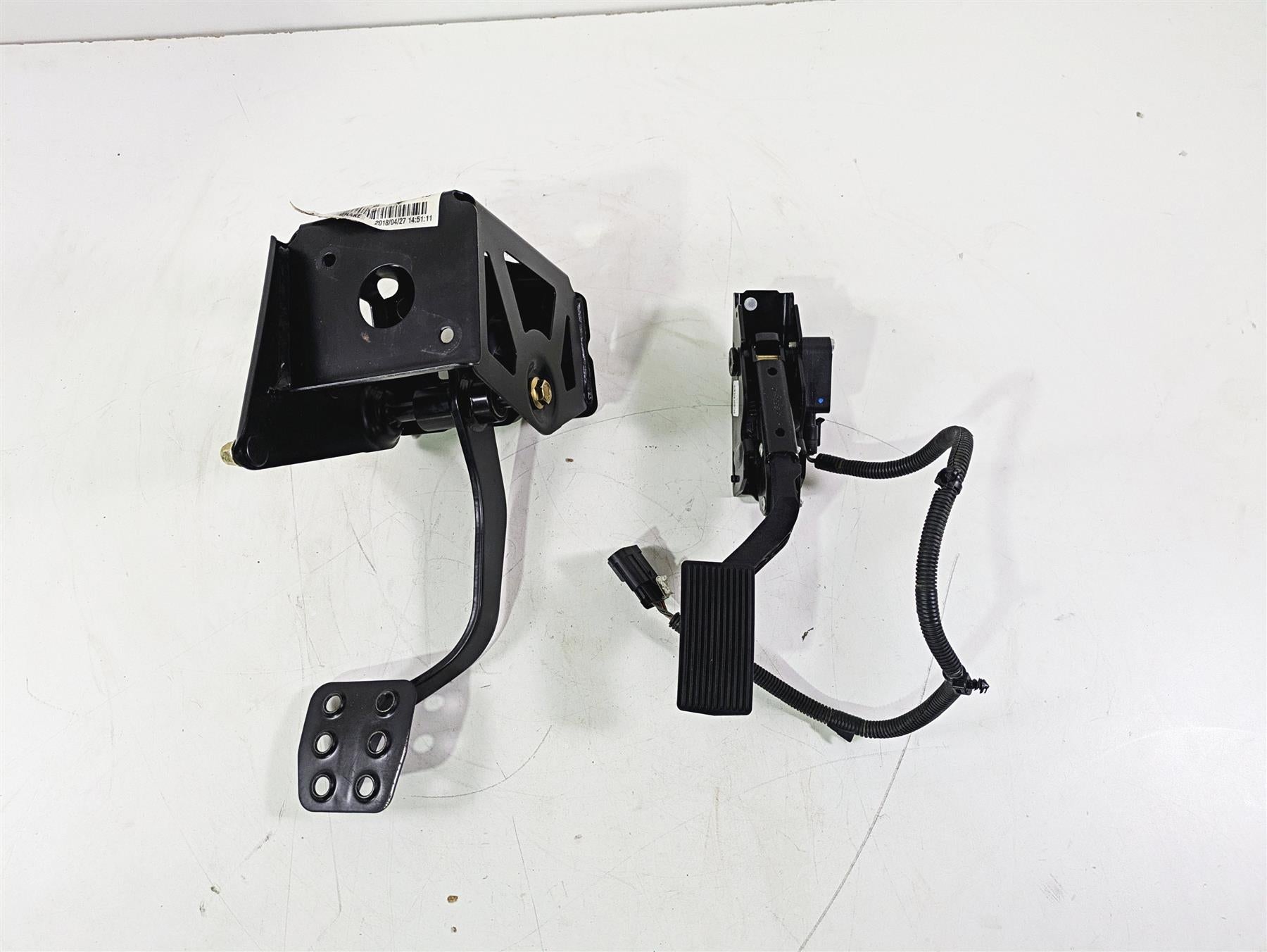 2018 Can Am Maverick X3 XRC Turbo R Foot Brake Accelerate Pedal Set 707001803 {{ shop.shopifyCountryName }} - Mototech271