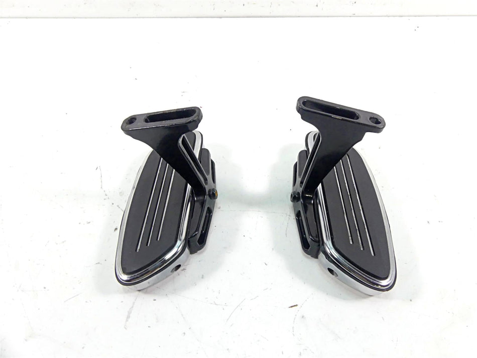 2006 Harley Touring FLHTCU SE E-Glide Rear Floorboard Floor Board Set 47373-04 {{ shop.shopifyCountryName }} - Mototech271