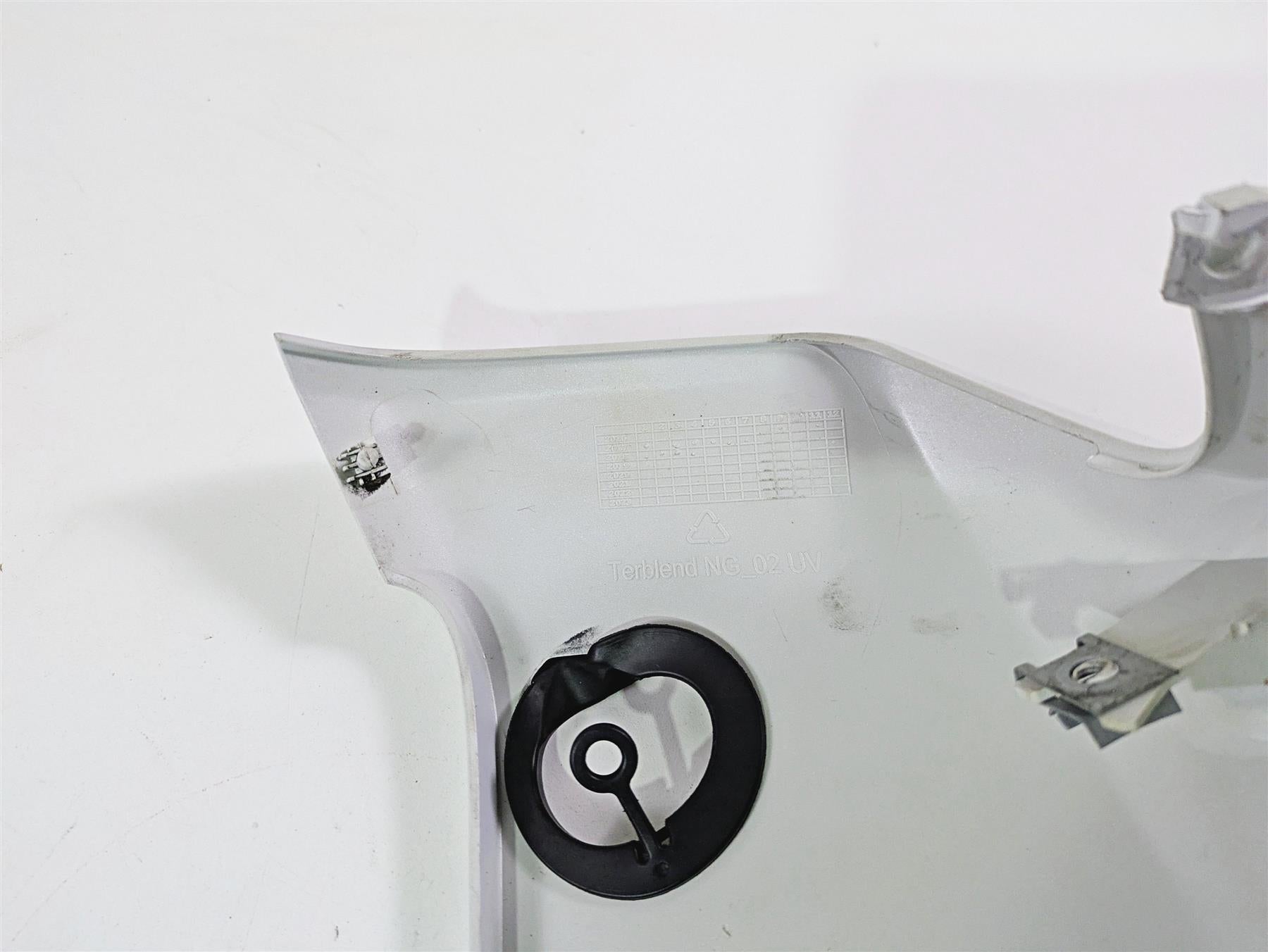 2019 Ducati Supersport 939 S Nose Headlight Cover Fairing READ 48113931A {{ shop.shopifyCountryName }} - Mototech271