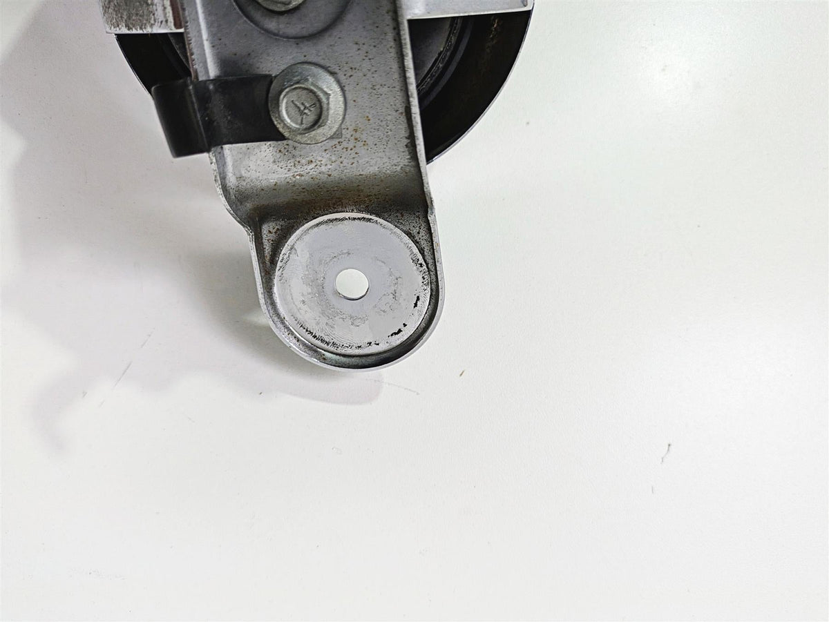 2011 Harley FXDC Dyna Super Glide Horn + Chrome Cover 61300478A {{ shop.shopifyCountryName }} - Mototech271