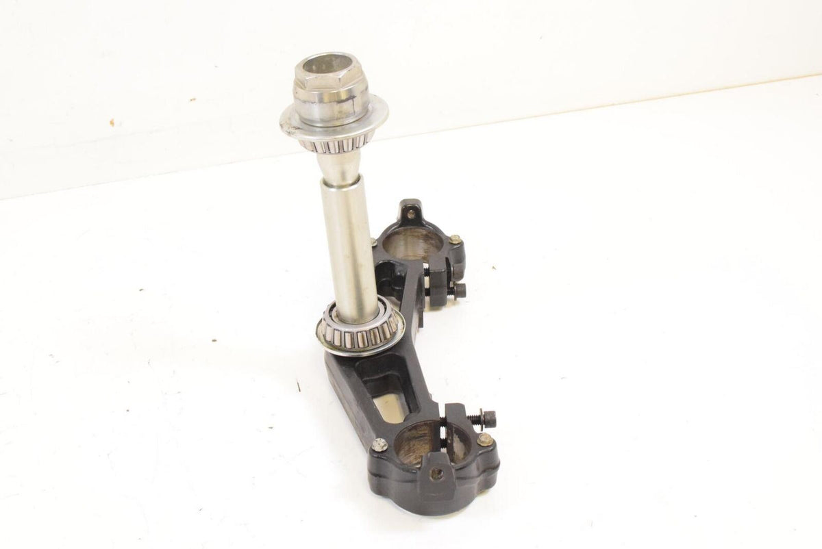 2016 Harley Touring FLHTCU Electra Glide Lower Triple Tree Steering Yoke 4590009 {{ shop.shopifyCountryName }} - Mototech271
