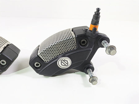 2016 Harley Touring FLHR Road King Front Brake Caliper Set 43027-08 44023-08 {{ shop.shopifyCountryName }} - Mototech271