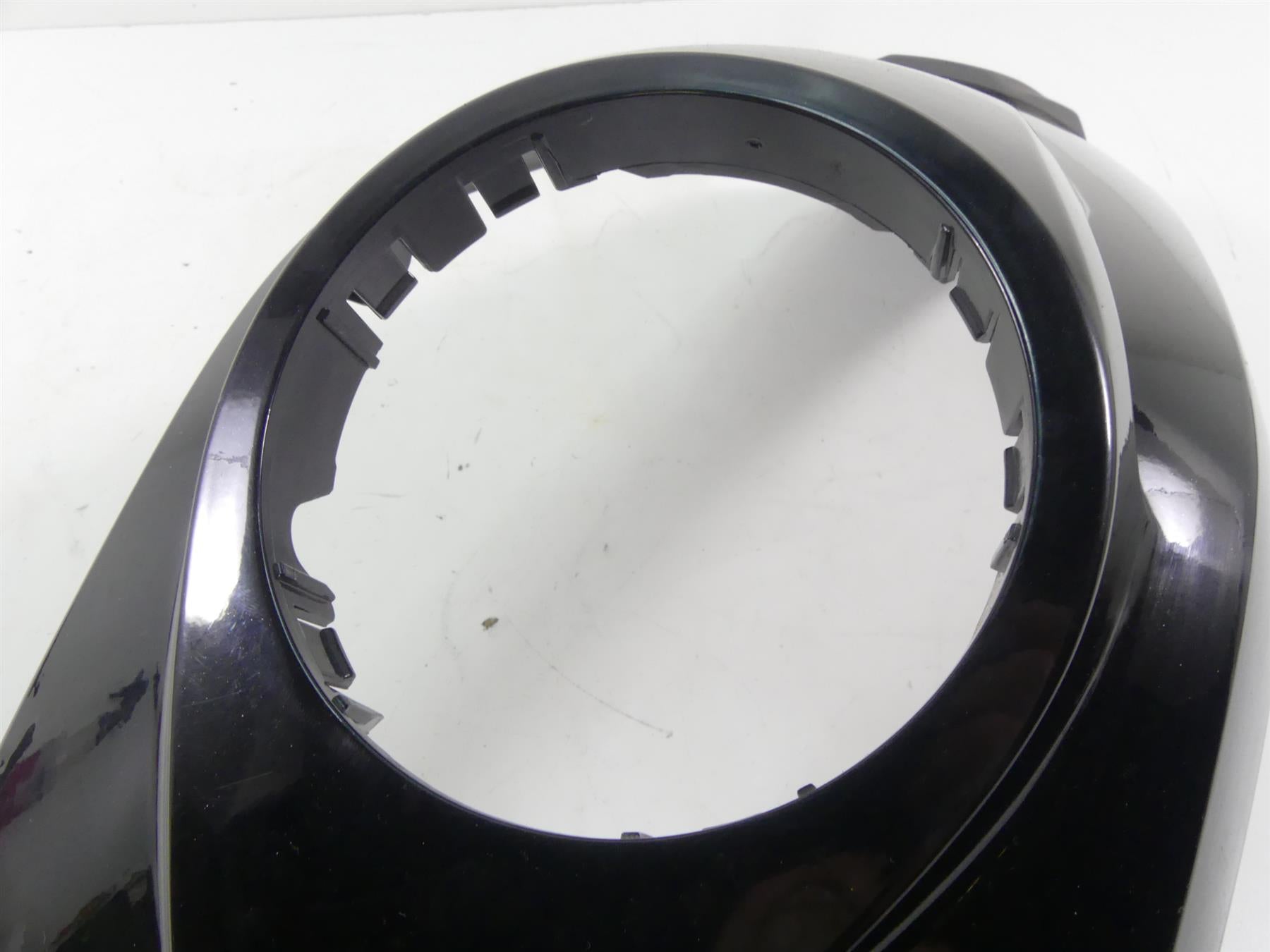 2014 BMW R1200GS K50 Center Fuel Gas Petrol Tank Cover Fairing 46638533667 {{ shop.shopifyCountryName }} - Mototech271