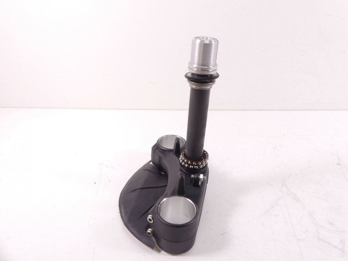 2019 Ducati Supersport 939 S Lower Triple Tree Steering Yoke 58mm 34220991AB {{ shop.shopifyCountryName }} - Mototech271