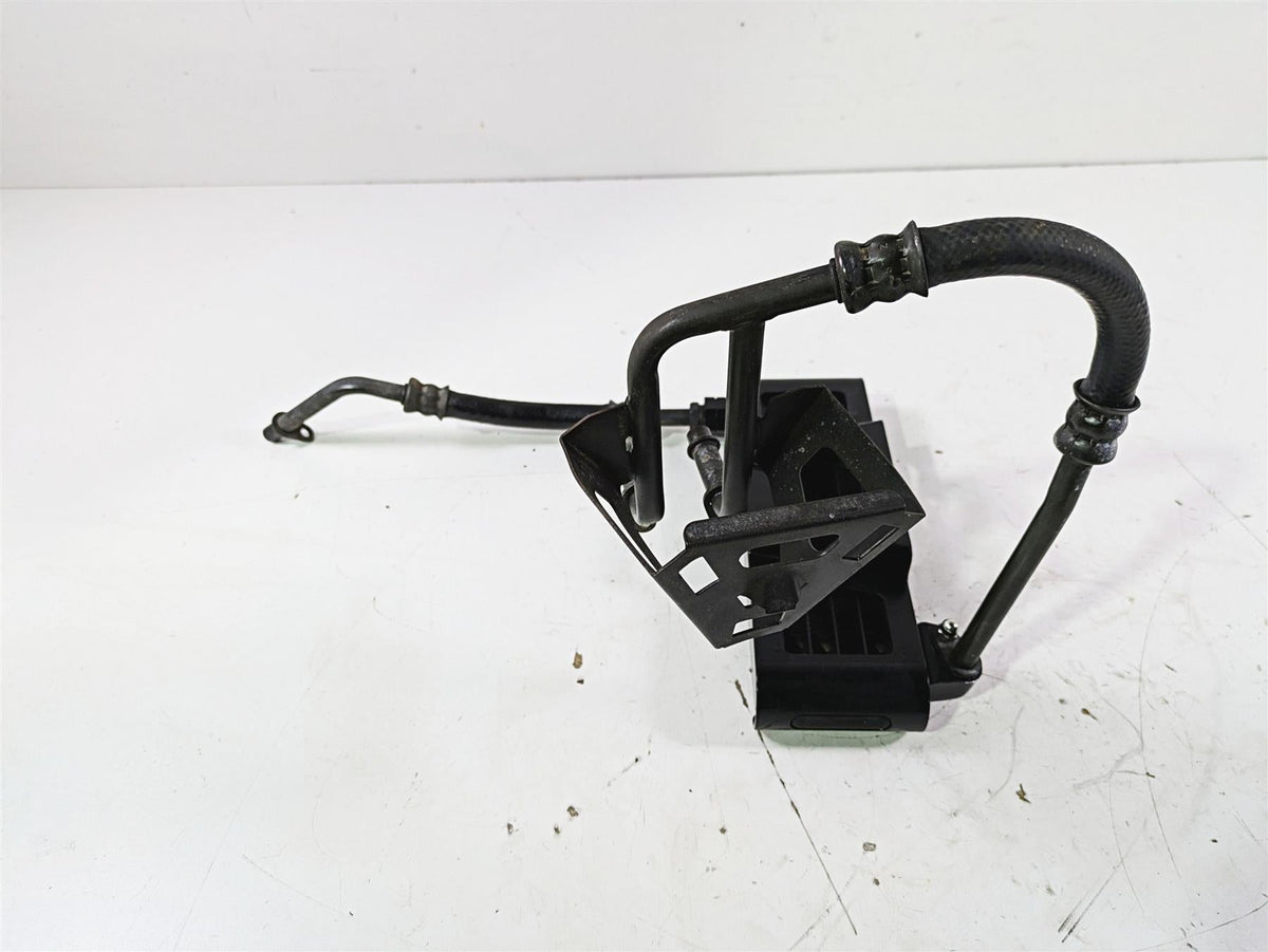 2004 Victory Kingpin Oil Cooler Radiator & Lines 1240145 {{ shop.shopifyCountryName }} - Mototech271