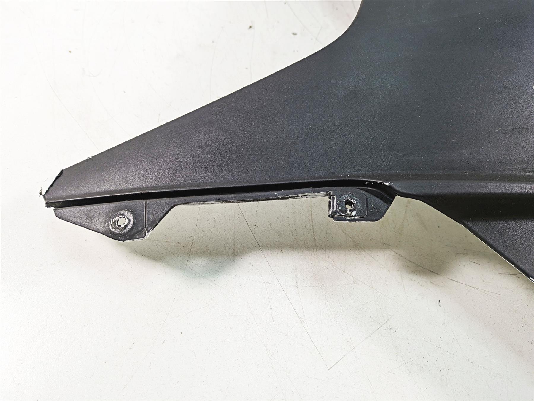 2013 MV Agusta F3 675 ERA Right Side Main Fairing Cover Cowl - Read 8000B5798 {{ shop.shopifyCountryName }} - Mototech271
