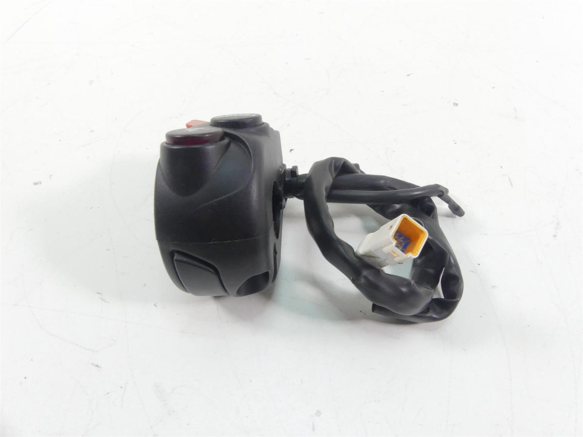2018 Mv Agusta Brutale 800 RR Right Hand Start Stop Control Switch 8A00C2376 {{ shop.shopifyCountryName }} - Mototech271