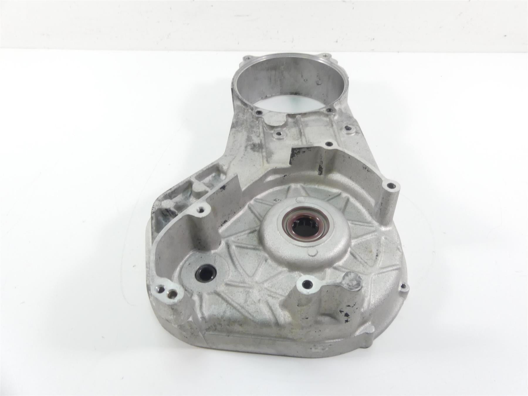 1995 Harley Touring FLHTCU Electra Glide Inner Primary Clutch Cover 60677-94 {{ shop.shopifyCountryName }} - Mototech271
