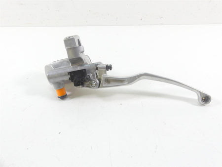 2009 Yamaha XV1700 Road Star Warrior Front Brake Master Cylinder 5PX-W2587-20-00 {{ shop.shopifyCountryName }} - Mototech271