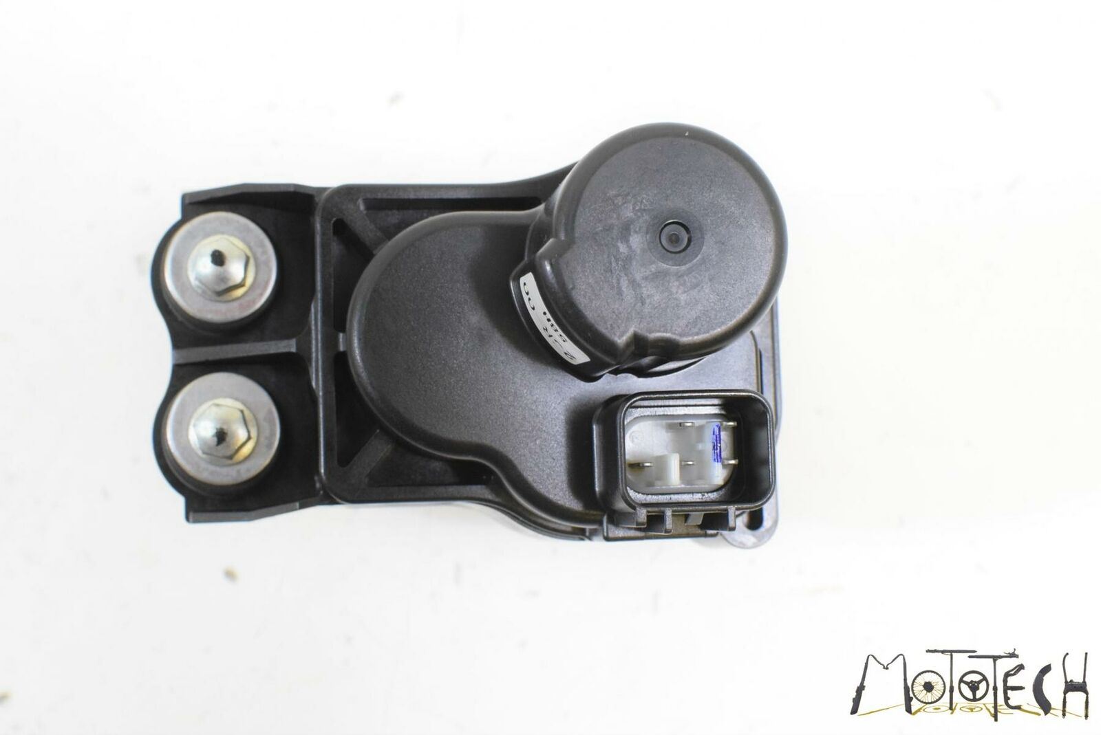 2016 Yamaha R1 YZFR1 S Exhaust Valve Actuator Servo Motor 2CR-85820-00-00 {{ shop.shopifyCountryName }} - Mototech271