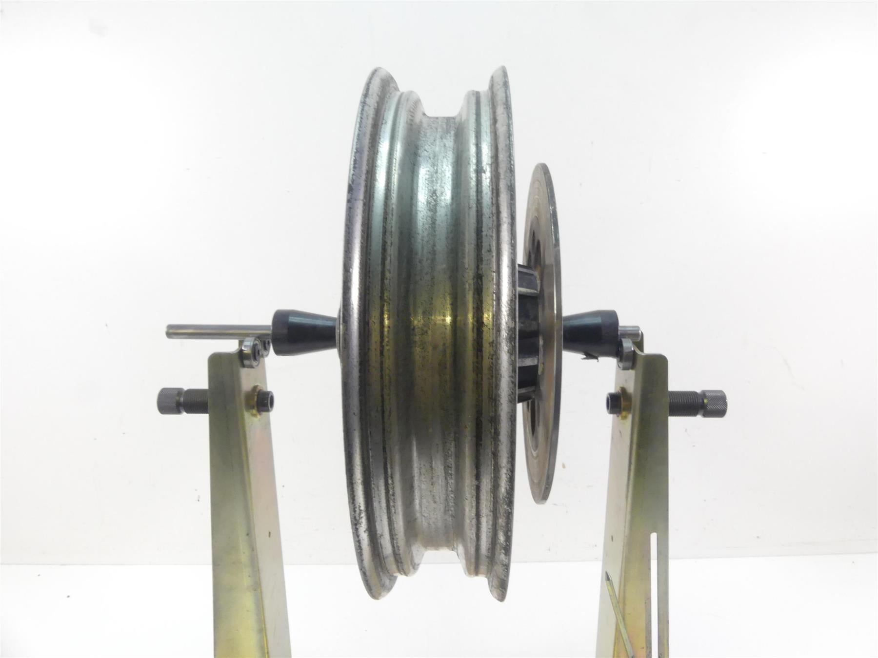 1999 Harley Dyna FXDS Convertible Straight Rear 13 Spoke Wheel 16x3 41012-96 {{ shop.shopifyCountryName }} - Mototech271