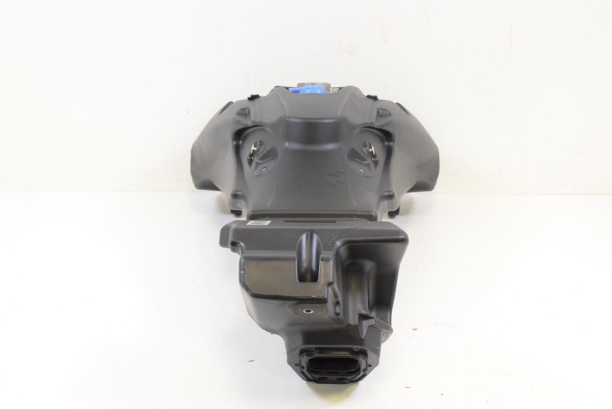 2015 Ducati Hypermotard 821 Fuel Gas Petrol Tank 58611981A {{ shop.shopifyCountryName }} - Mototech271