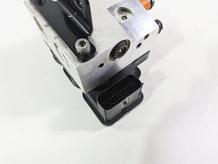 2016 Harley VRSCDX Night Rod Abs Brake Pump Module Unit 40664-08A {{ shop.shopifyCountryName }} - Mototech271