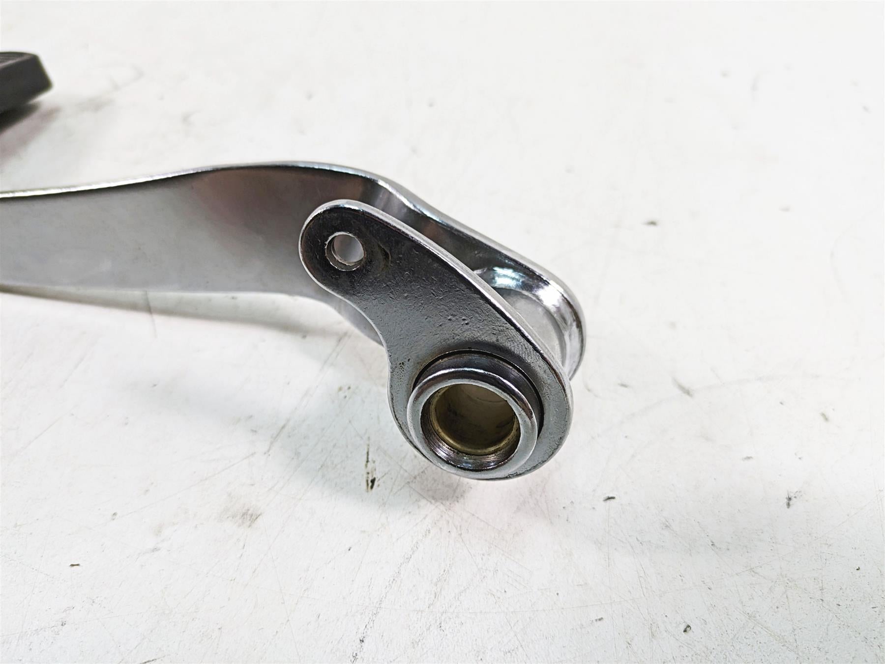 2006 Harley FLSTI Softail Heritage Right Foot Brake Lever Pedal 42597-00A {{ shop.shopifyCountryName }} - Mototech271
