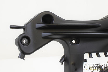 2006 BMW K1200S K1200 S K40 Front Right Stay Mount Bracket Holder 46637677762 {{ shop.shopifyCountryName }} - Mototech271