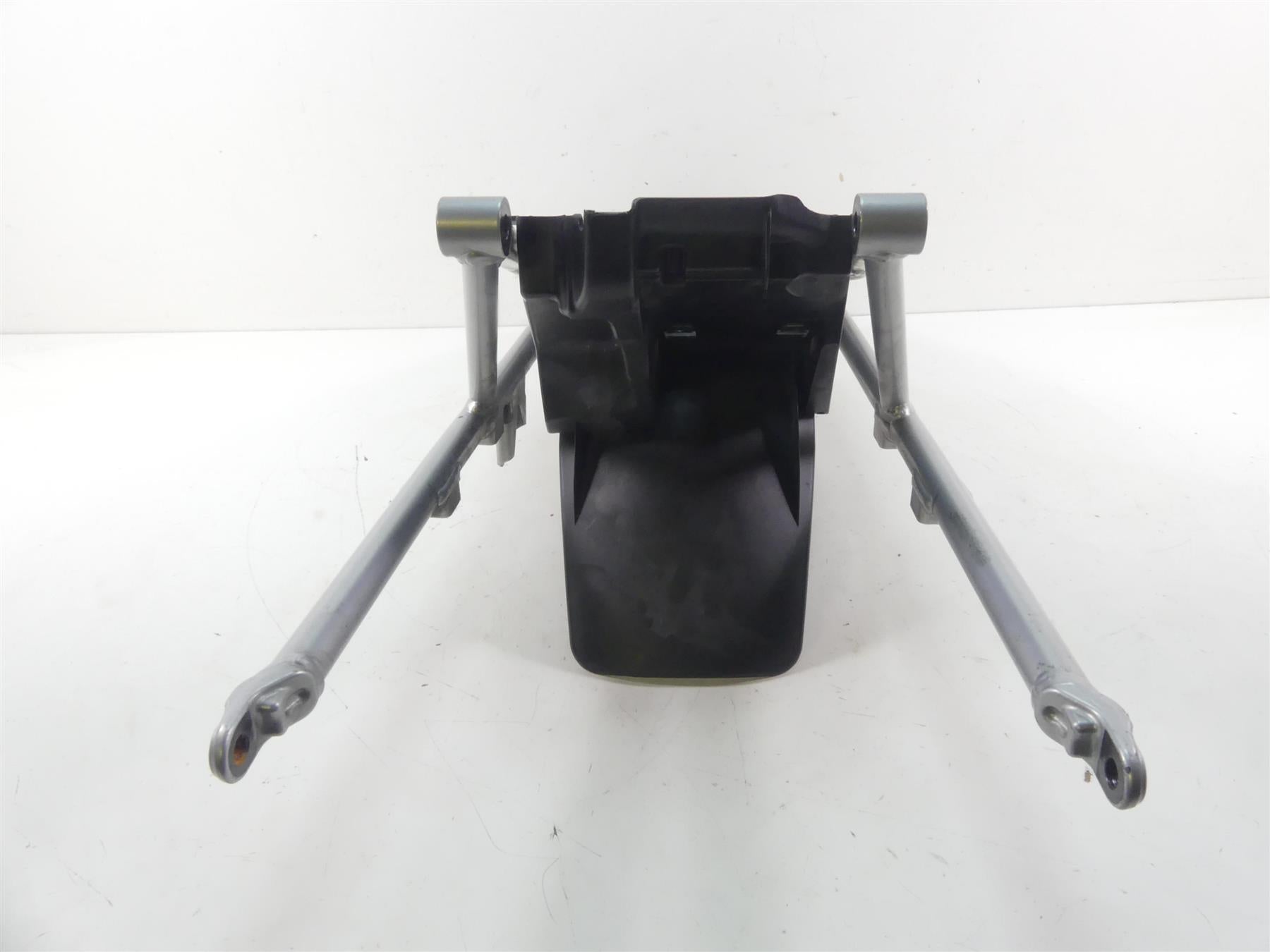 2017 BMW R1200GS GSW K50 Subframe Sub Frame & Inner Fender 46518354222 {{ shop.shopifyCountryName }} - Mototech271