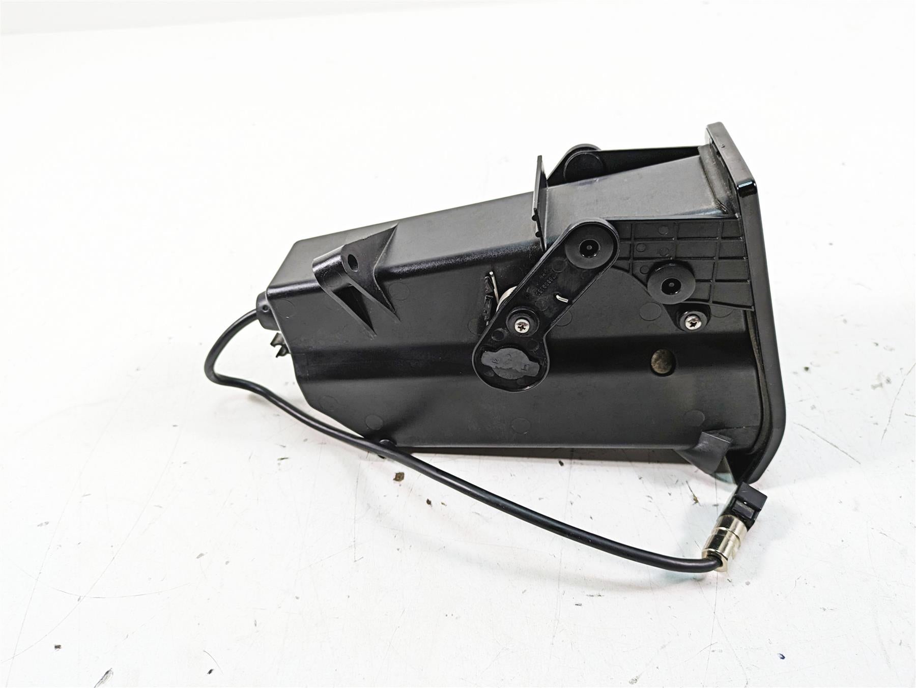 2015 Harley Touring FLHXS Street Glide Front Fairing Media Compartment 76000117 {{ shop.shopifyCountryName }} - Mototech271