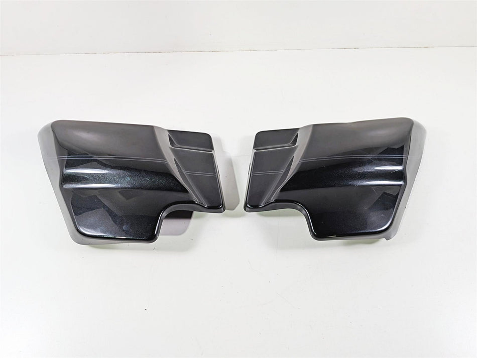 2018 Harley Touring FLHTCU Electra Glide Side Cover Fairing Set 66250-09-Mototech271