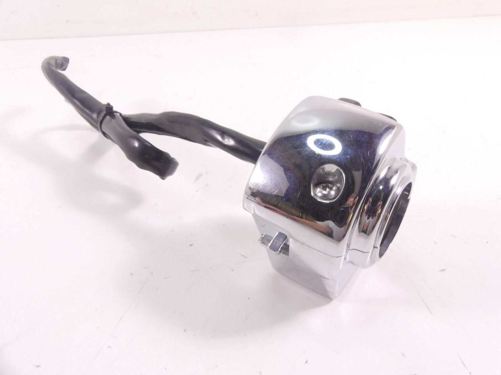 2005 Harley Touring CVO FLHTCSE Electra Glide Left Control Switch -Read 71597-9 {{ shop.shopifyCountryName }} - Mototech271