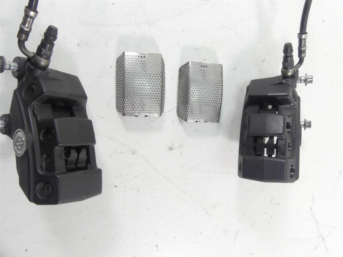 2014 Harley Touring FLHX Street Glide Front Brake Caliper Set 43027-08 44023-08 {{ shop.shopifyCountryName }} - Mototech271