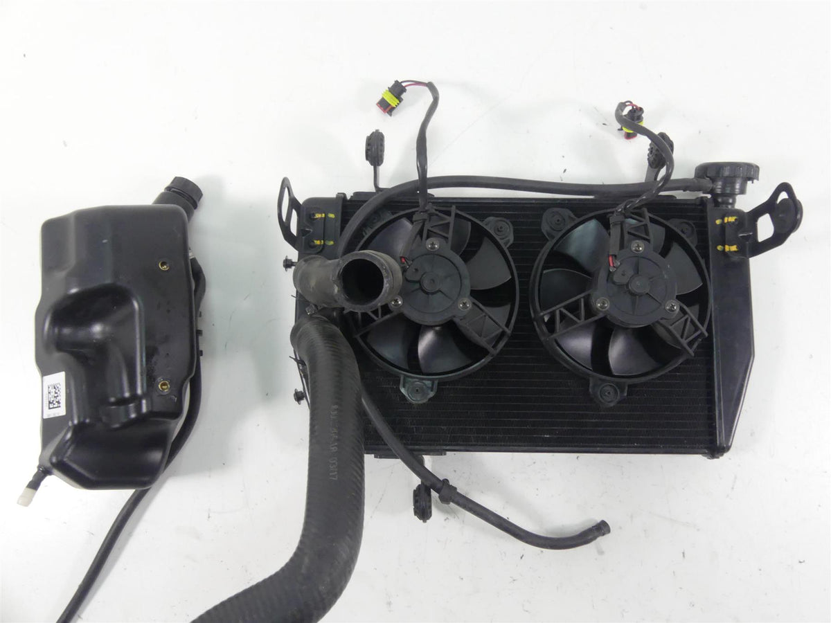 2018 Ducati Hypermotard 939 SP Radiator Fans Reservoir Hoses Set 54840981D {{ shop.shopifyCountryName }} - Mototech271