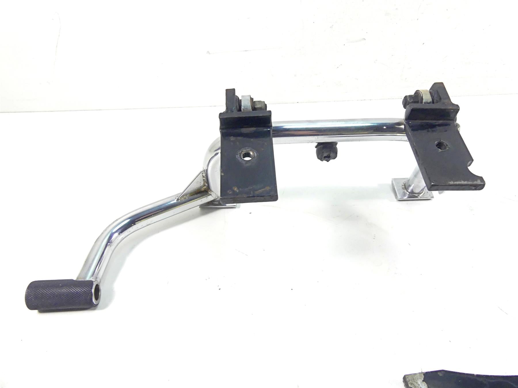 2004 Harley Touring FLHTCUI Electra Glide Rivco Center Stand Kickstand {{ shop.shopifyCountryName }} - Mototech271