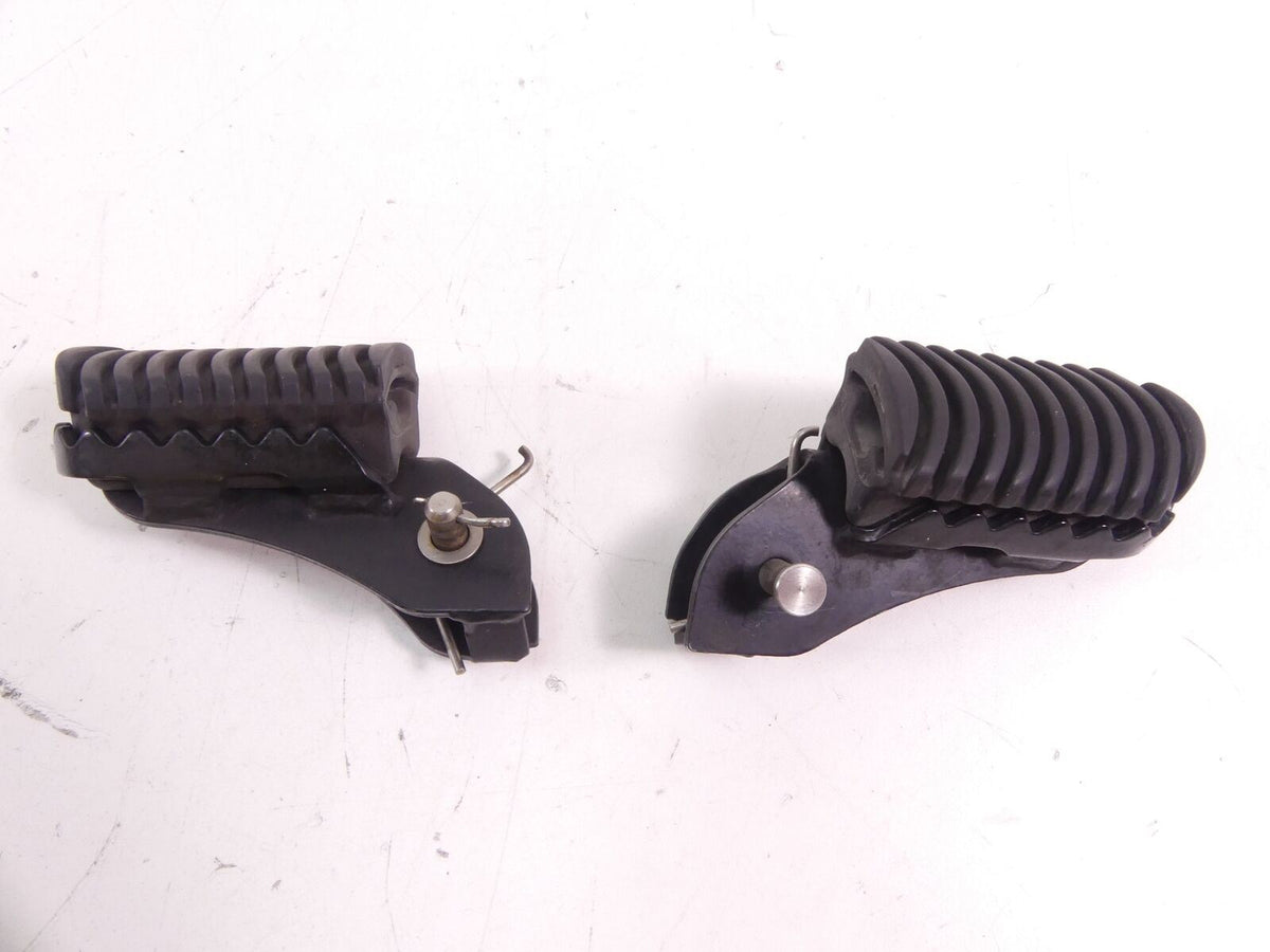 2010 BMW F800GS K72 Front Rider Left Right Footpeg Foot Peg Set 46717701199 {{ shop.shopifyCountryName }} - Mototech271