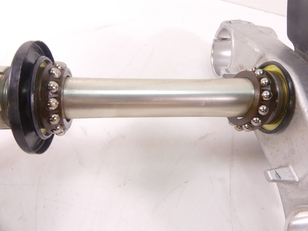 2018 Suzuki GSXR750 Lower Triple Tree Steering Yoke 53mm 51410-01H10 {{ shop.shopifyCountryName }} - Mototech271