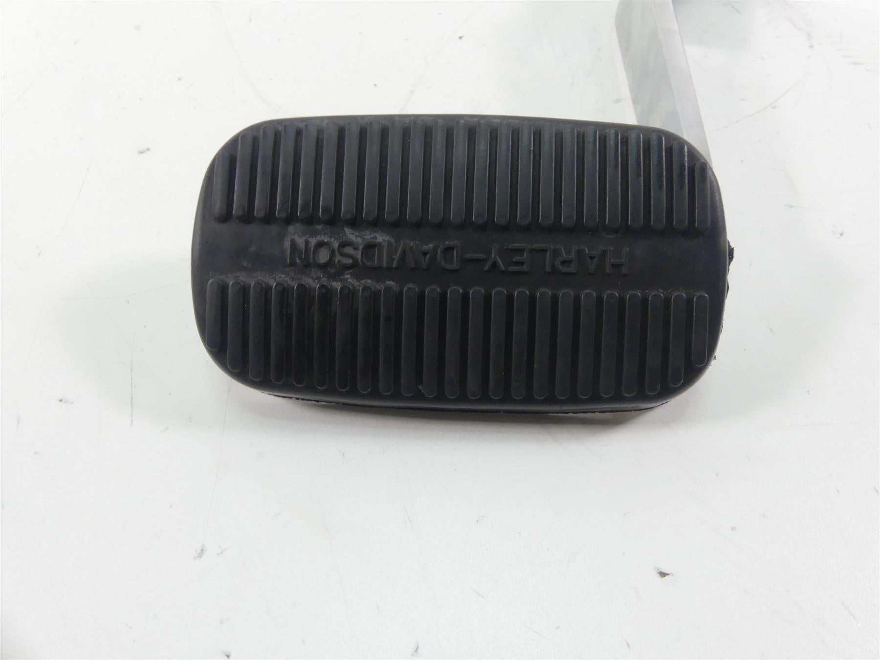 1999 Harley Touring FLHTCUI Electra Glide Rear Brake Lever Pedal 42407-87C {{ shop.shopifyCountryName }} - Mototech271