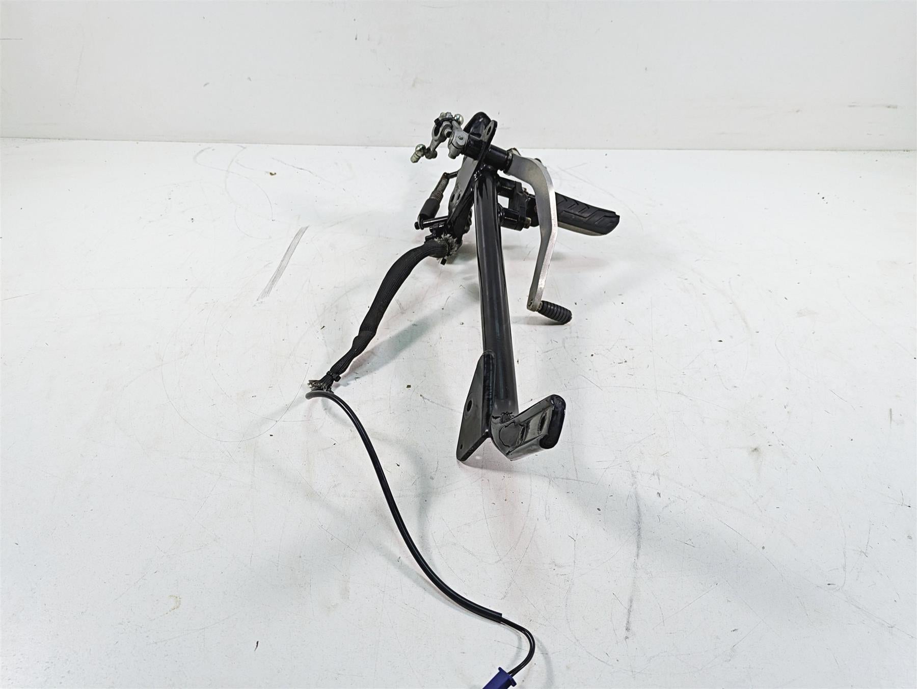 2013 Moto Guzzi V7 750 Stone Left Downtube Foot Peg Shifter Stand Set B063198 {{ shop.shopifyCountryName }} - Mototech271