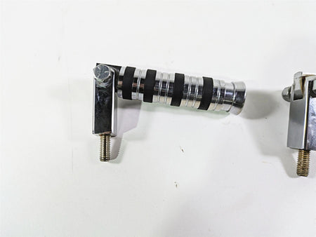 2009 Harley FLSTSB Cross Bones Rear Passenger Foot Peg Set {{ shop.shopifyCountryName }} - Mototech271