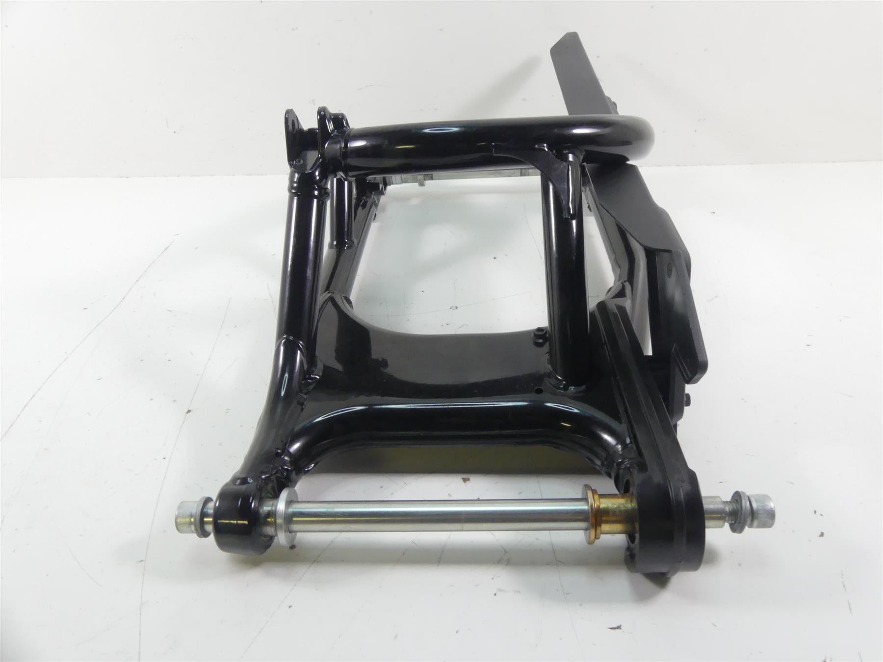 2019 Indian Motorcycle Co. FTR1200 Rear Fork Swingarm Swing Arm 1024289 {{ shop.shopifyCountryName }} - Mototech271