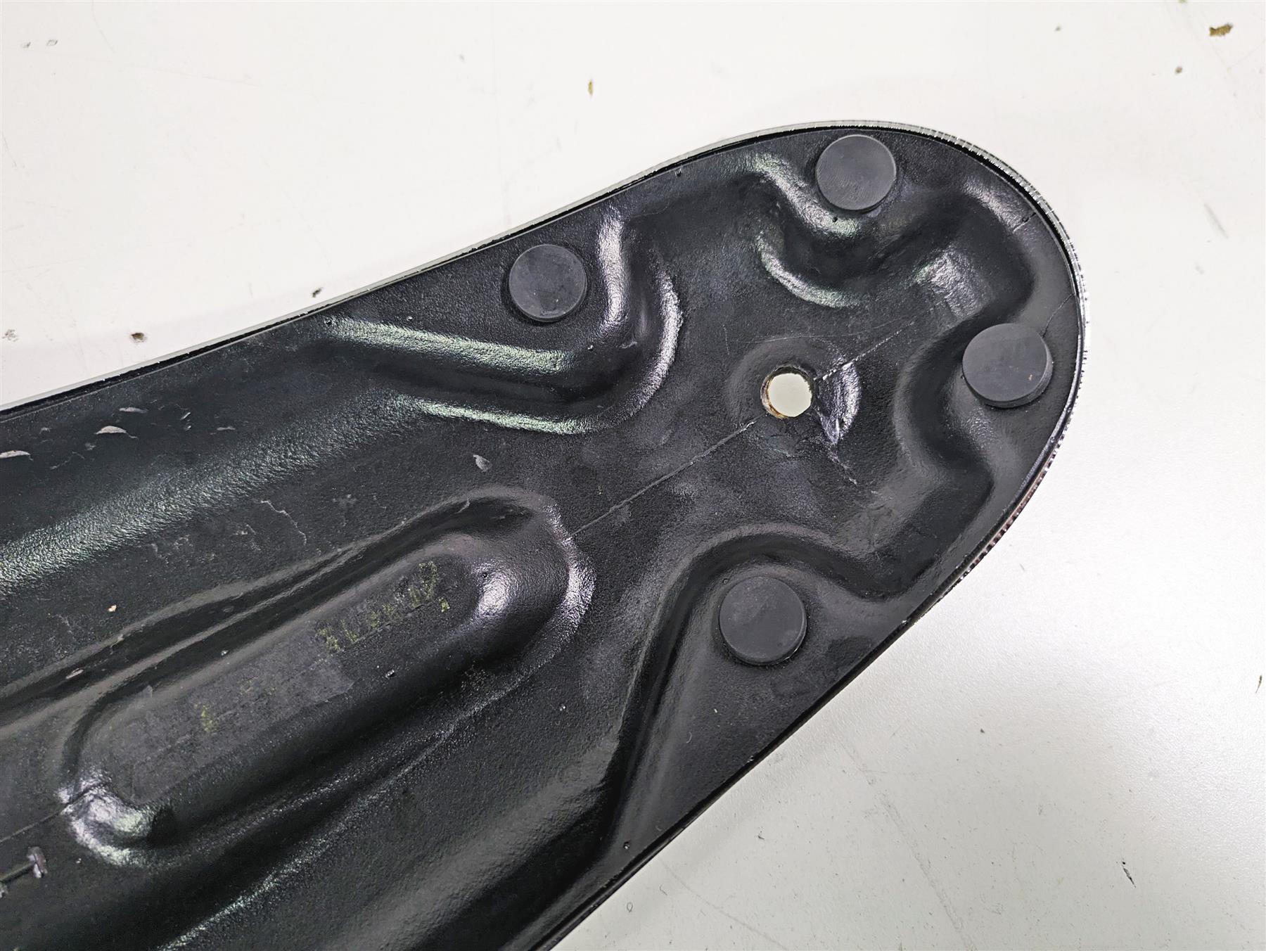 2005 Harley Softail FLSTFSE CVO Fat Boy Front Rider Driver Seat Saddle 52279-05 {{ shop.shopifyCountryName }} - Mototech271