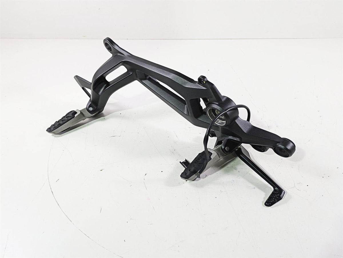 2023 Ducati Monster 937 SP Right Foot Peg Set & Brake Pedal 82414041BA 45721162AA {{ shop.shopifyCountryName }} - Mototech271