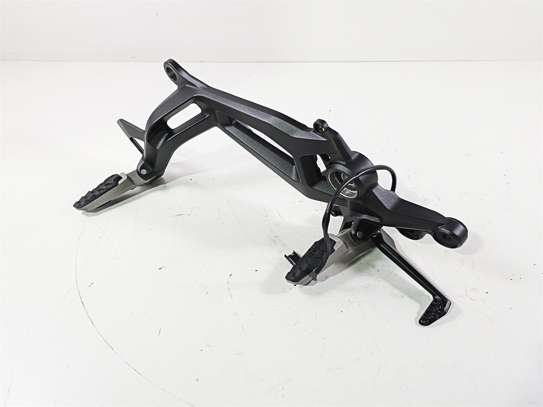 2023 Ducati Monster 937 SP Right Foot Peg Set & Brake Pedal 82414041BA 45721162AA {{ shop.shopifyCountryName }} - Mototech271