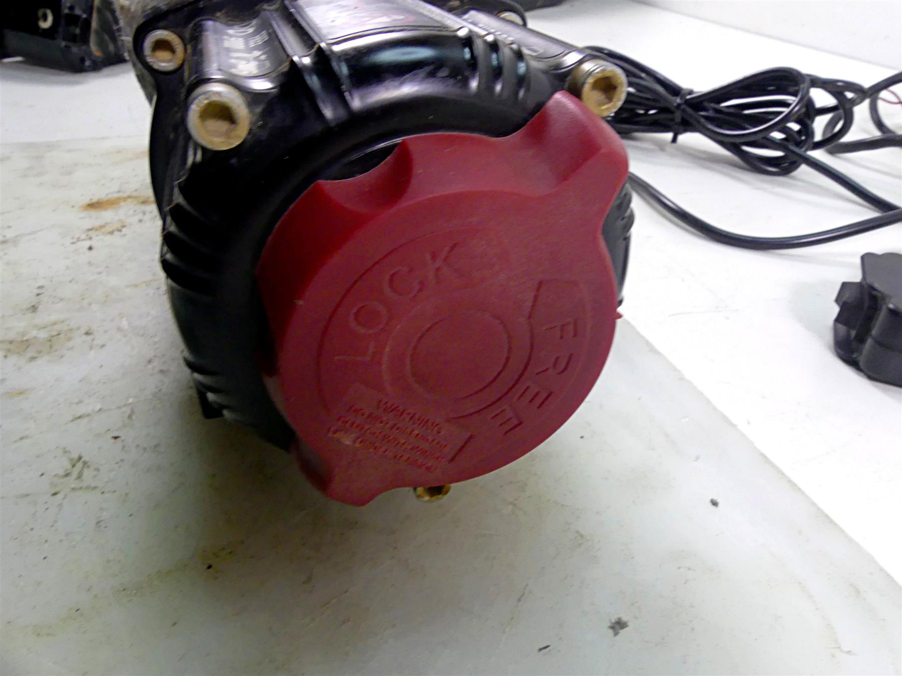 2016 Polaris RZR XP 1000 EPS Front Badland ZXR 5000 Winch 2635537 2204855 {{ shop.shopifyCountryName }} - Mototech271