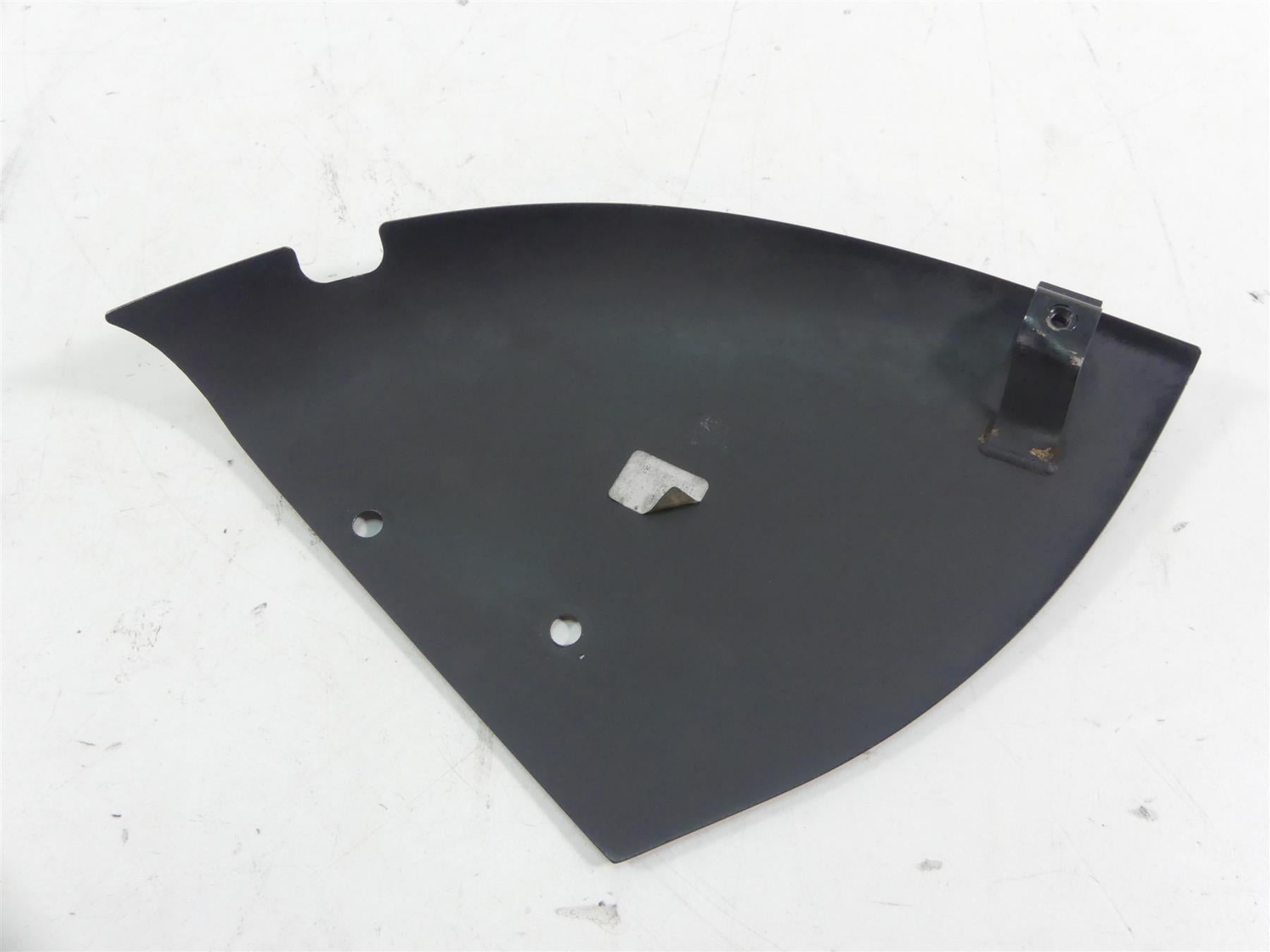 2016 Indian Chief Dark Horse Right Front Fender Caliper Side Cover -Read 1019540 {{ shop.shopifyCountryName }} - Mototech271