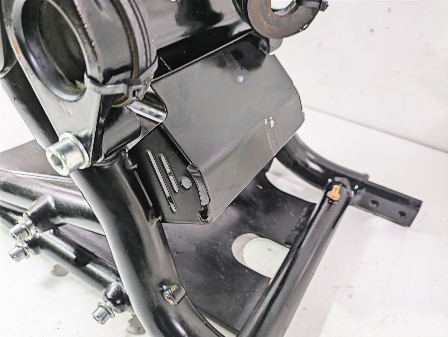 2012 Harley VRSCF Muscle V Rod Straight Main Frame Chassis With Clean Arizona Title 47764-08 {{ shop.shopifyCountryName }} - Mototech271