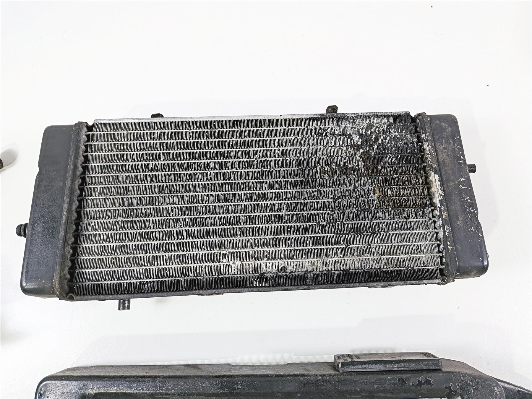 1994 Honda VT600 CR Shadow Coolant Radiator & Grille 19010-MR1-003 19010-MR1-013 {{ shop.shopifyCountryName }} - Mototech271