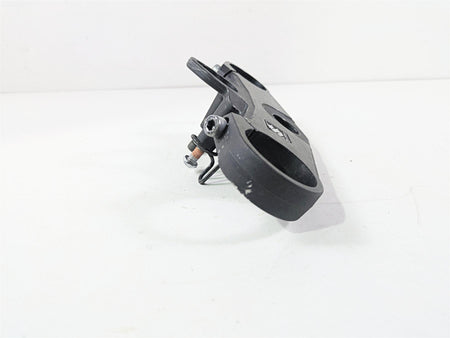 2006 Suzuki GSXR1000 K6 Upper Triple Tree Steering Clamp 51410-41G00 {{ shop.shopifyCountryName }} - Mototech271