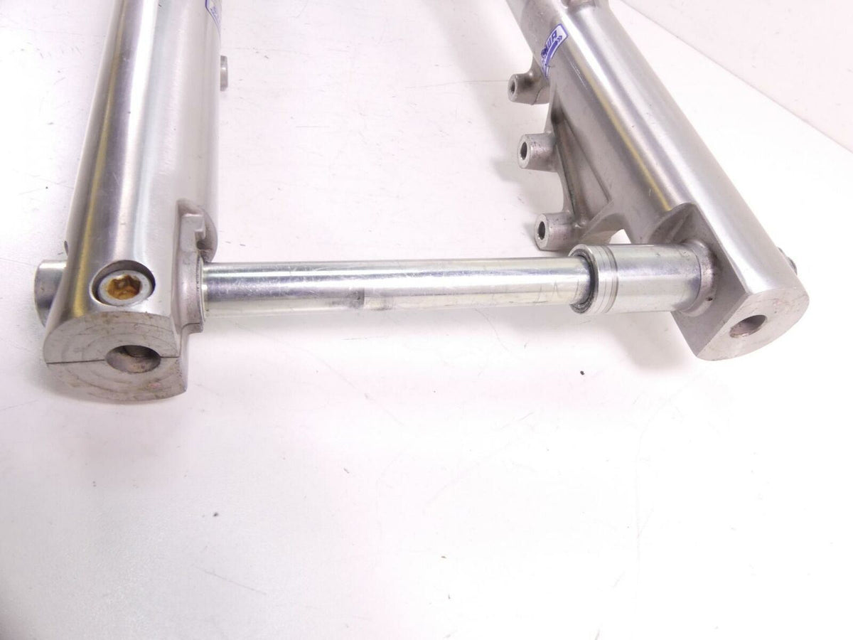 2001 Kawasaki VN1500 Vulcan C Straight Front Fork Triple Tree Set 44075-1095 {{ shop.shopifyCountryName }} - Mototech271