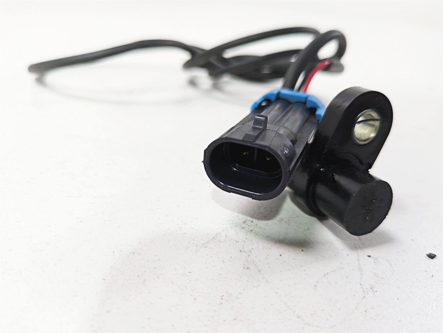 2019 Indian Chieftain Limited Front Abs Wheel Speed Sensor 4013251 {{ shop.shopifyCountryName }} - Mototech271