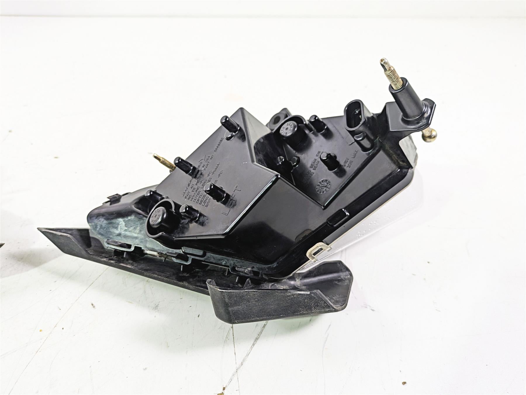 2023 Can Am Maverick X3 XMR Turbo RR Headlight Head Light Lamp 710008811 {{ shop.shopifyCountryName }} - Mototech271