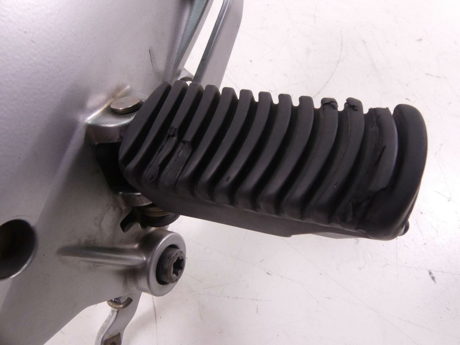 2011 BMW R1200RT K26 Right Footpegs Foot Peg With Brake Pedal 46717675290 {{ shop.shopifyCountryName }} - Mototech271